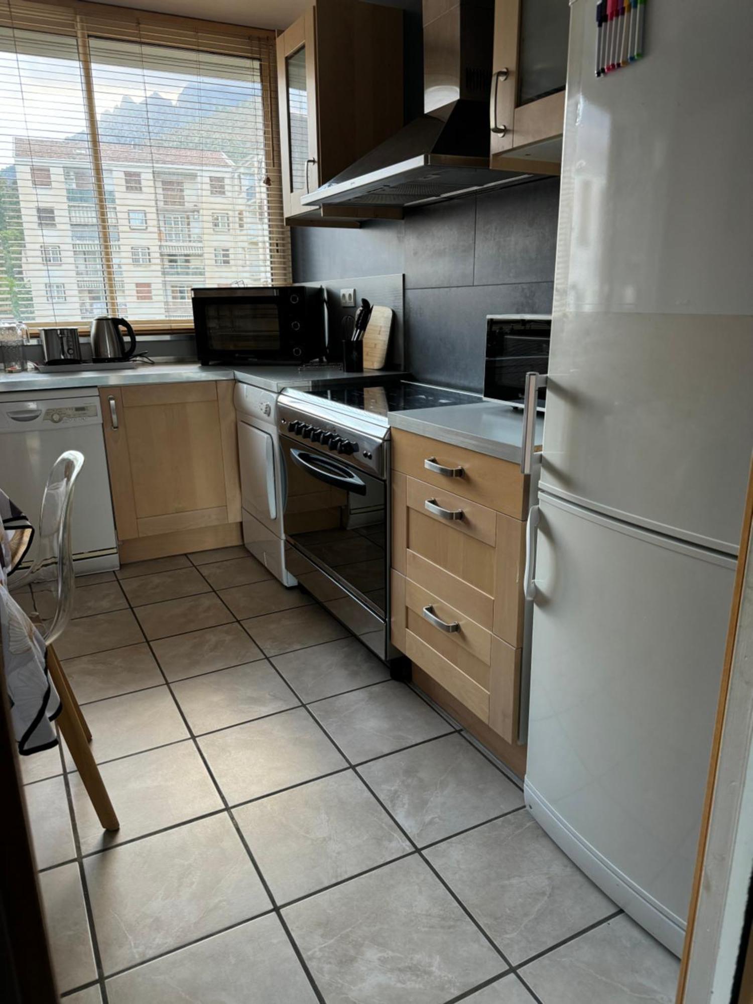 T4 Apartment